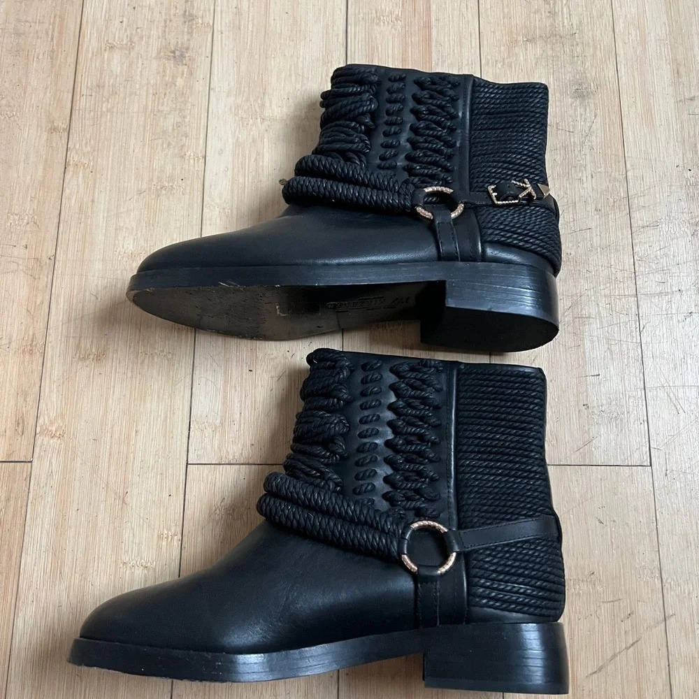Ivy Kirzhner Bond Engineer Black Leather Rope Detail Mid Top Boots Size 7.5 Boho - Picture 6 of 10